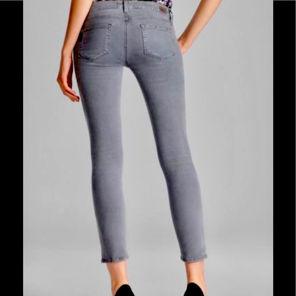 Paige Skyline Ankle Peg Jeans - super versatile😎